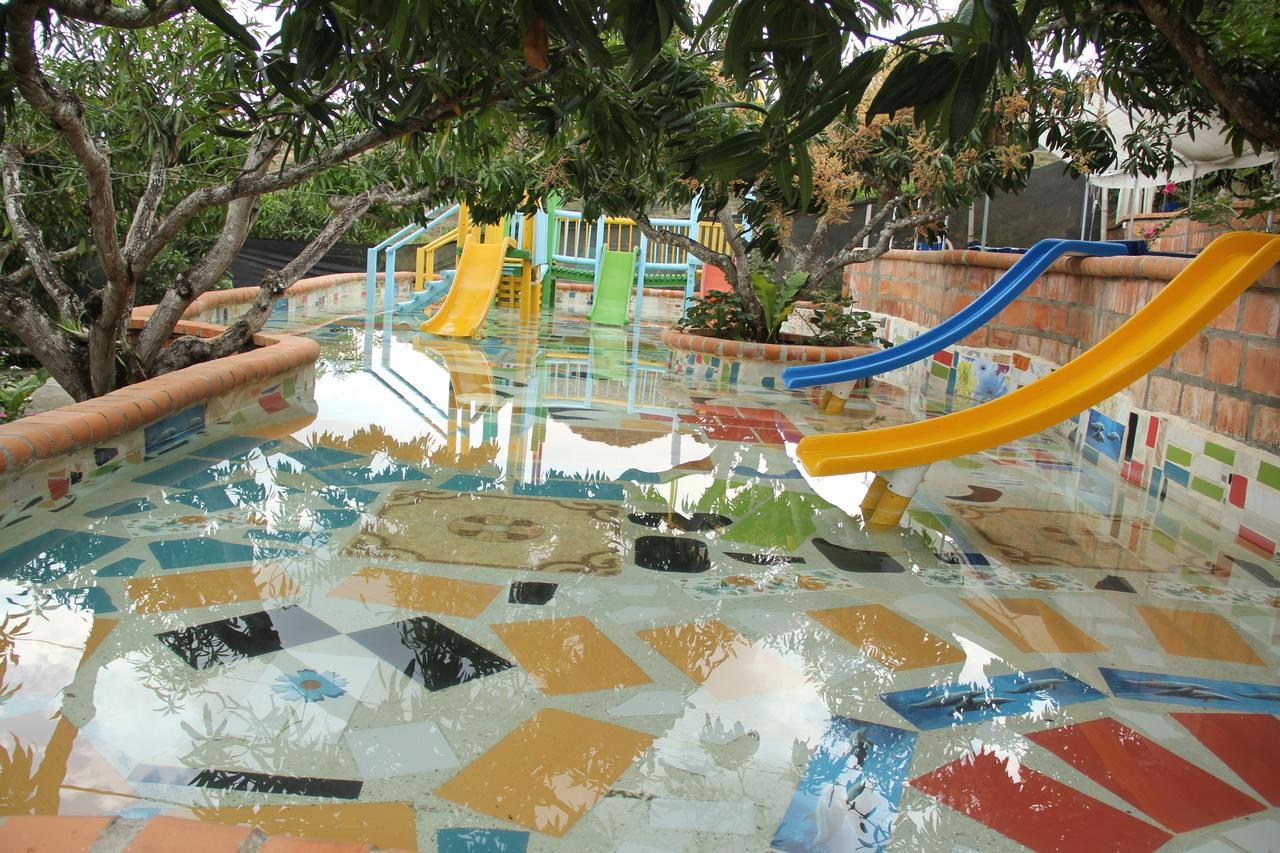 La Union  Hotel Hacienda Casa Blanca المظهر الخارجي الصورة